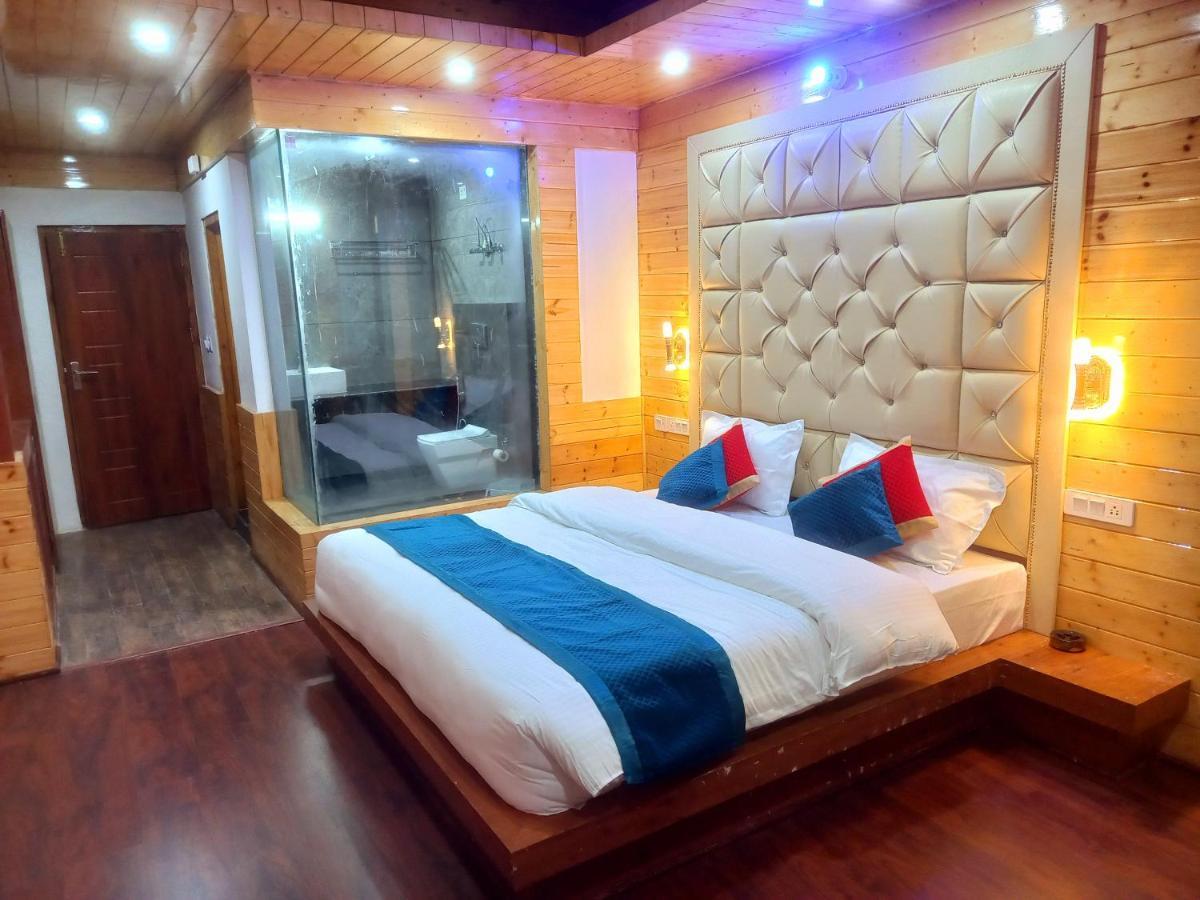 Humble Holiday Inn Kufri Simla Экстерьер фото