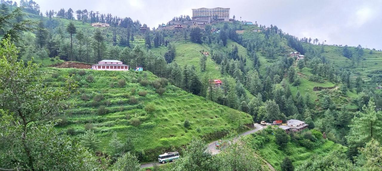 Humble Holiday Inn Kufri Simla Экстерьер фото