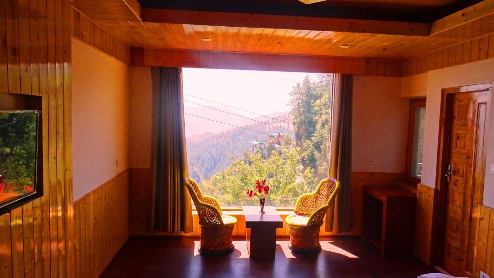 Humble Holiday Inn Kufri Simla Экстерьер фото